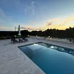 Libero House A Private Pool Oasis Villa
