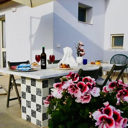 Libero House A Private Pool Oasis